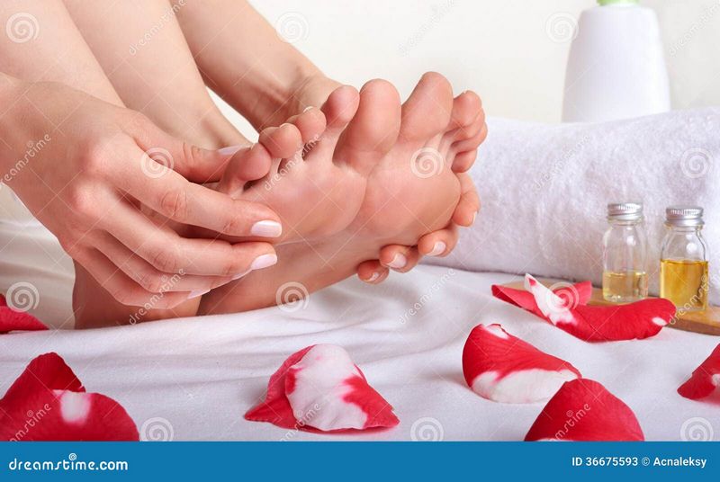 The Perfect Present: Why Present Cards for Massage Make Great Provides The Perfect Present: Why Present Cards for Massage Make Great Provides